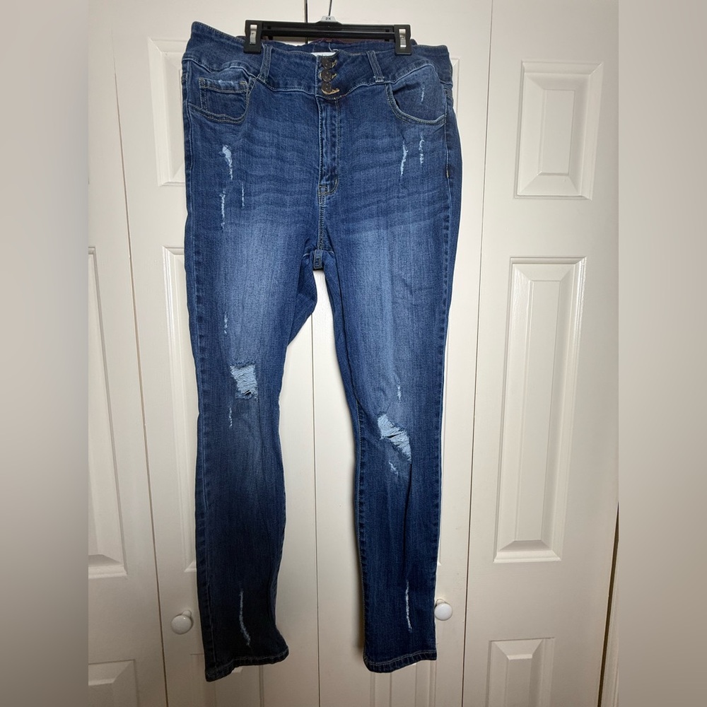Cello Curvy Distressed Denim Jeans Size 18